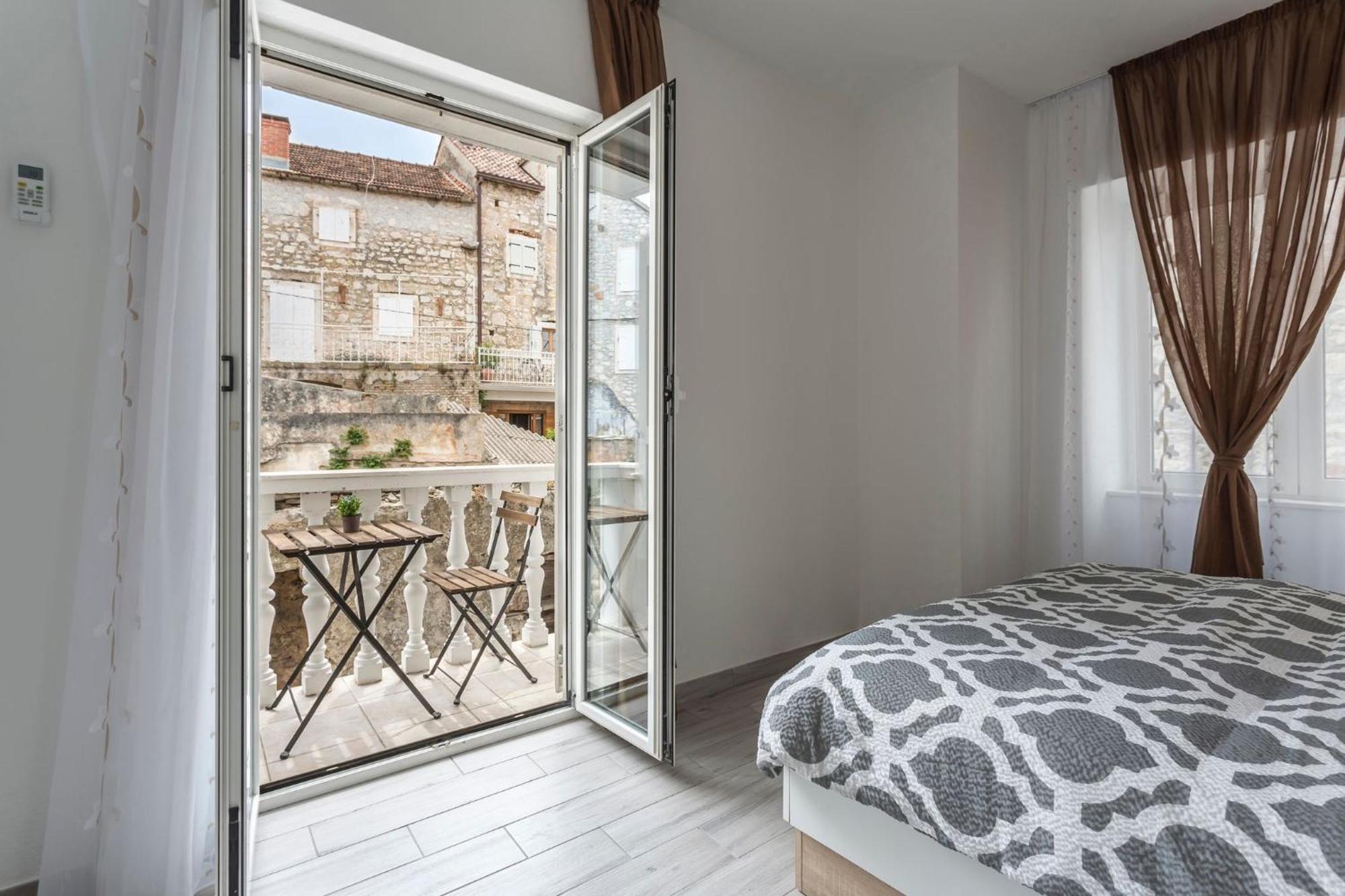Riva Apartments Villa Thalia - Milna, Brac Милна Екстер'єр фото
