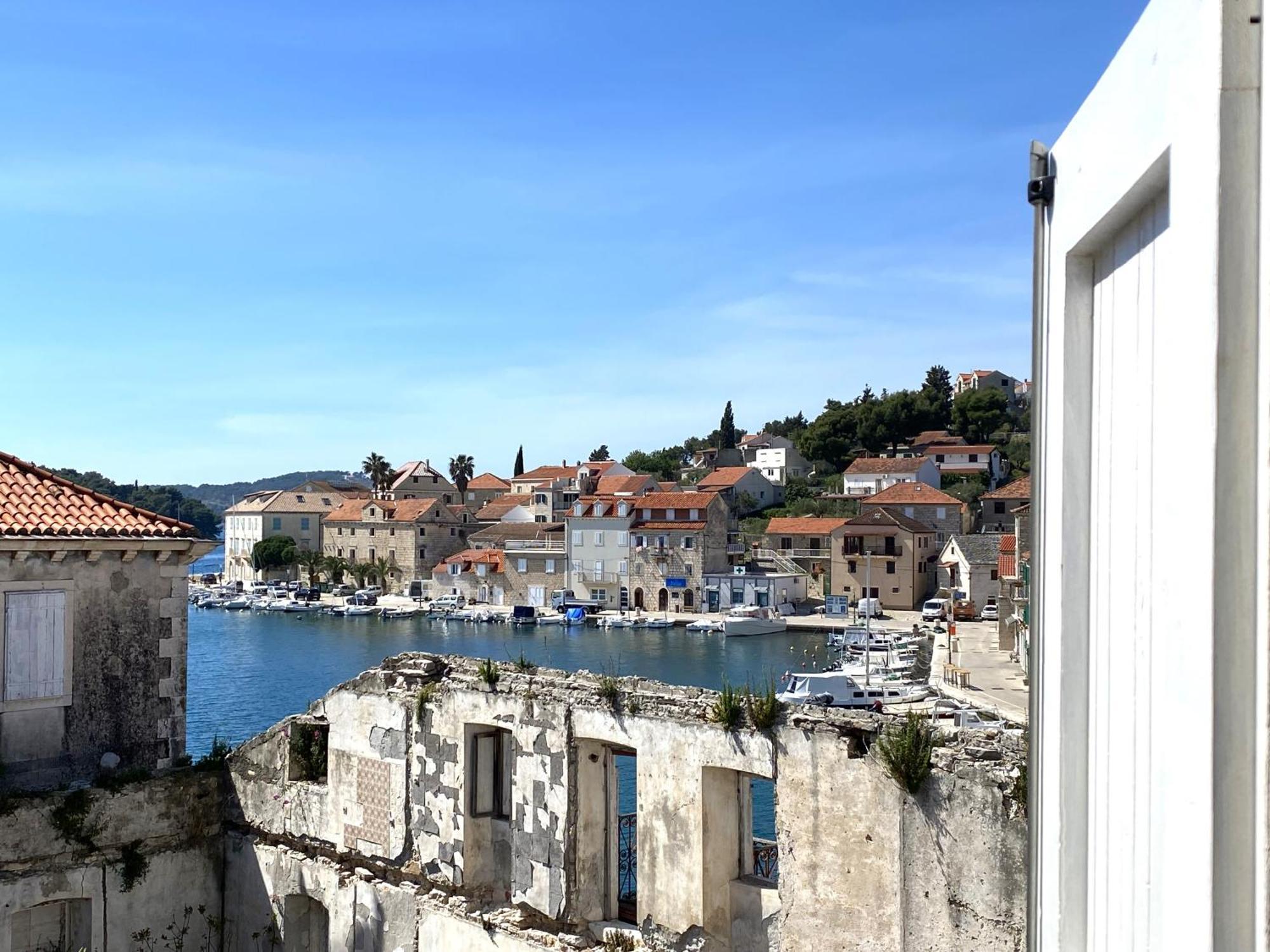 Riva Apartments Villa Thalia - Milna, Brac Милна Екстер'єр фото