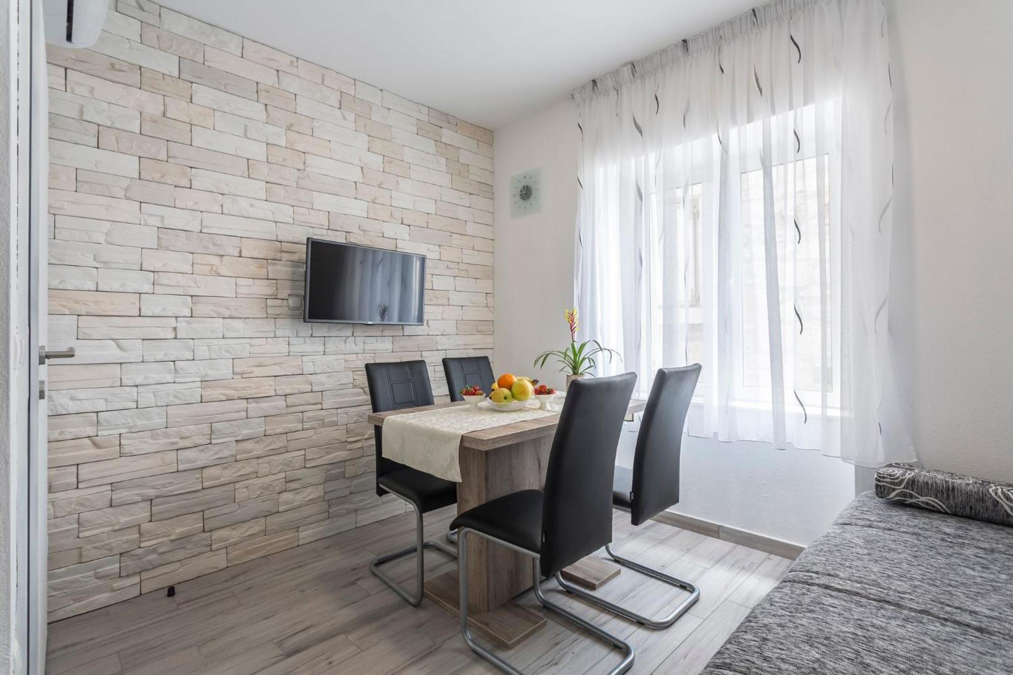 Riva Apartments Villa Thalia - Milna, Brac Милна Екстер'єр фото